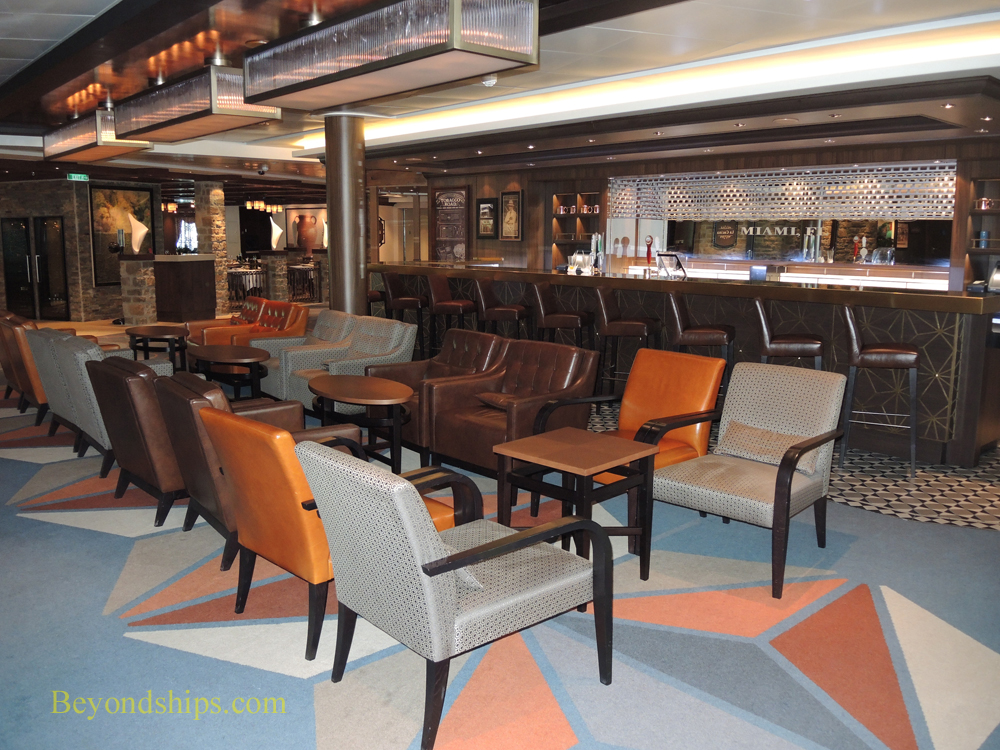 Tobacco Road bar on Norwegian Escape cruise ship