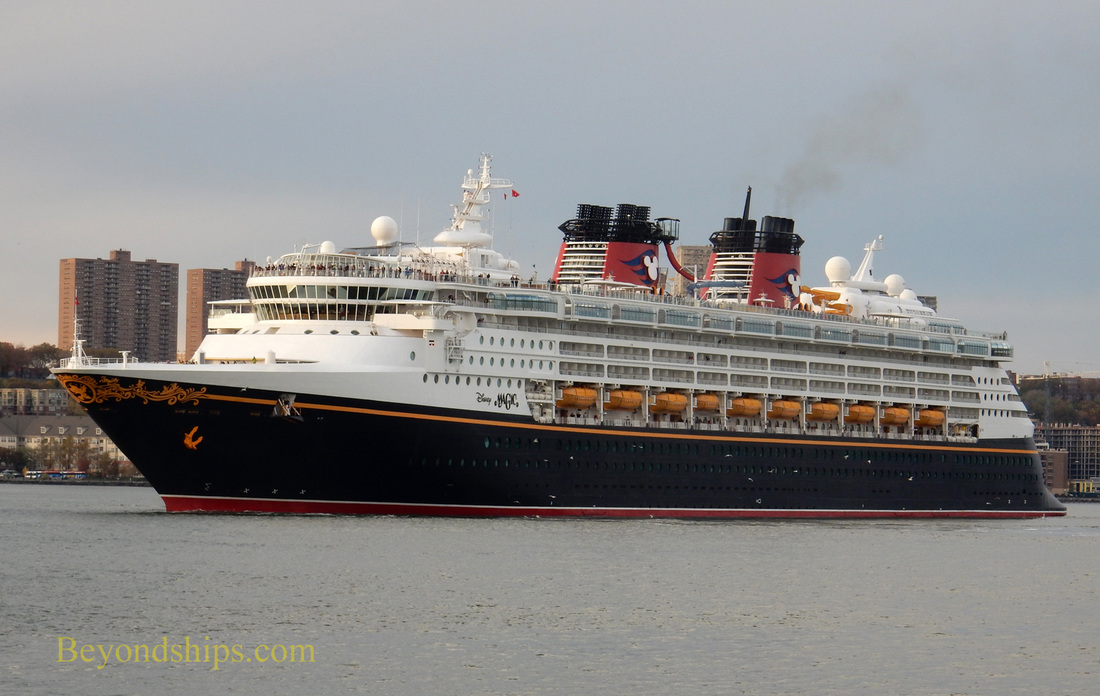 Disney Magic, cruise ship