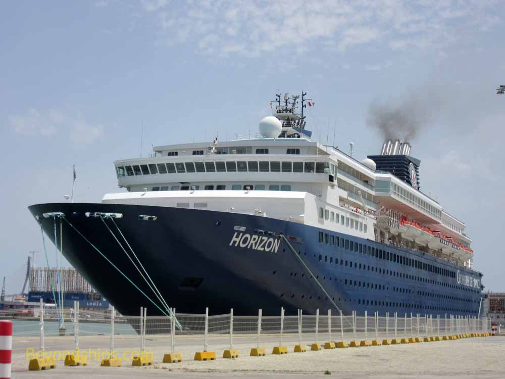 Cruise ship Horizon