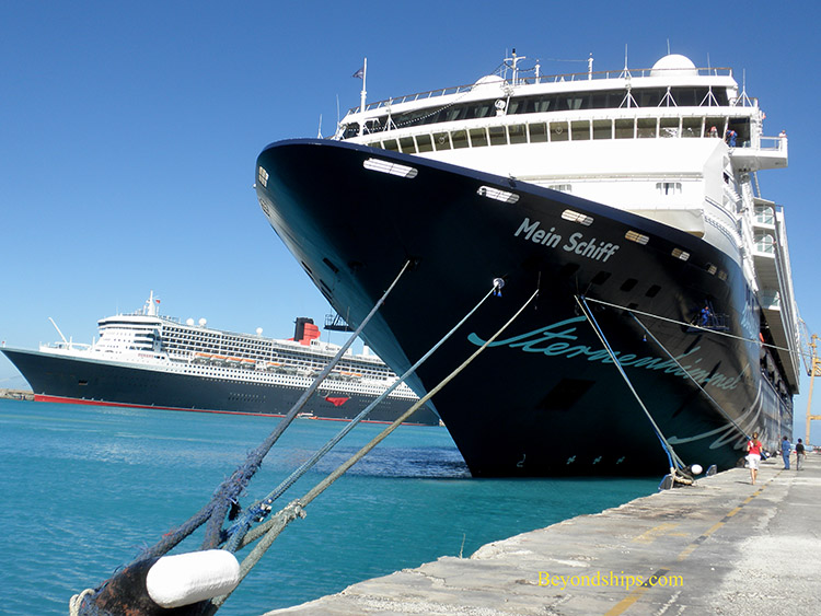 Mein Schiff 1 with Queen Mary 2
