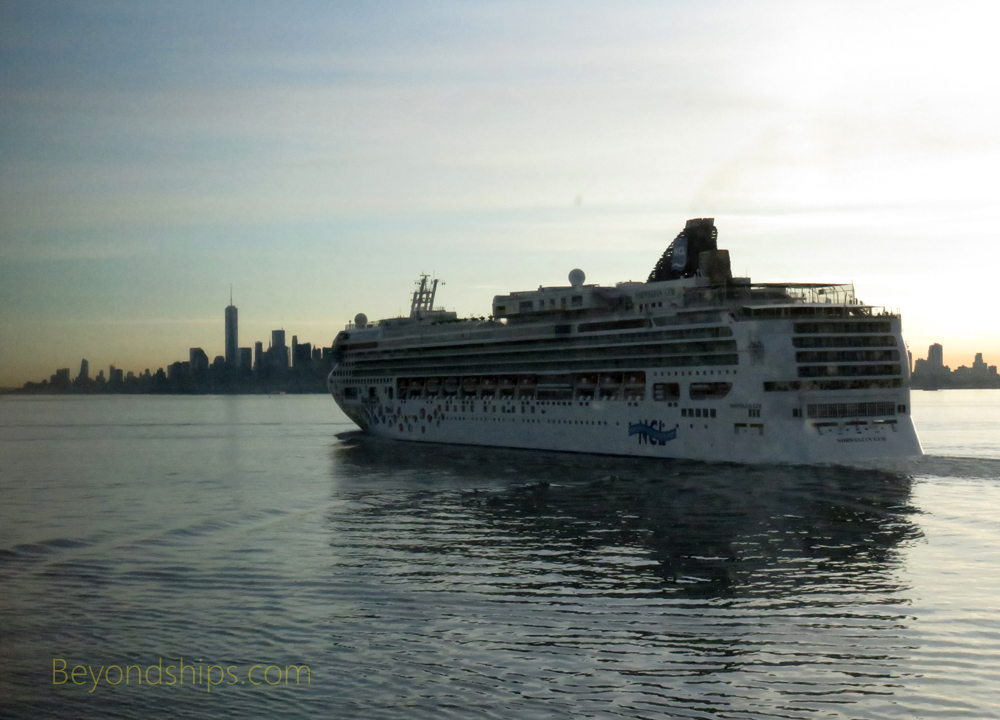 Norwegian Gem cruise ship and New York City skyline