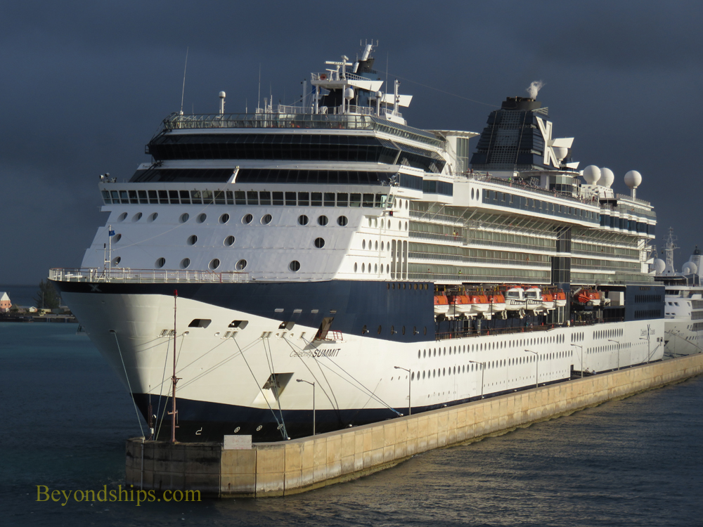 Picture Cruise ship Celebrity Summit