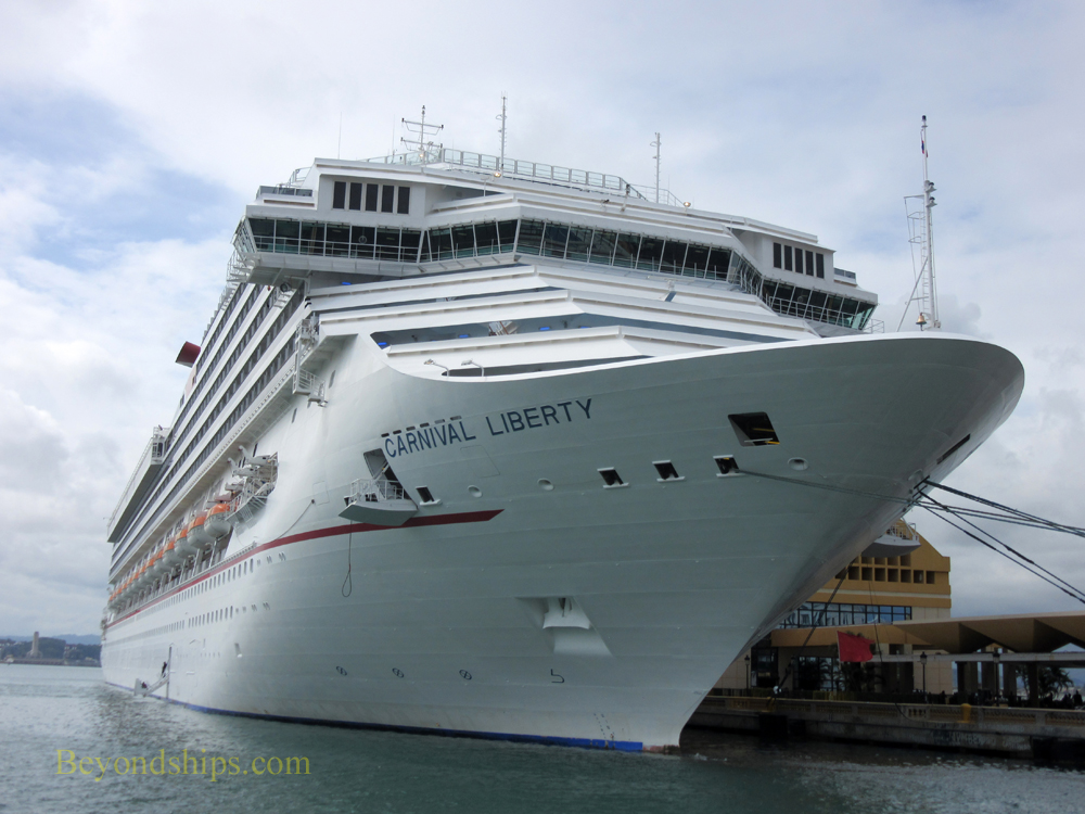 Cruise ship Carnival Liberty
