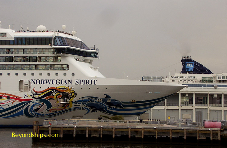 Norwegian Spirit, cruise ship