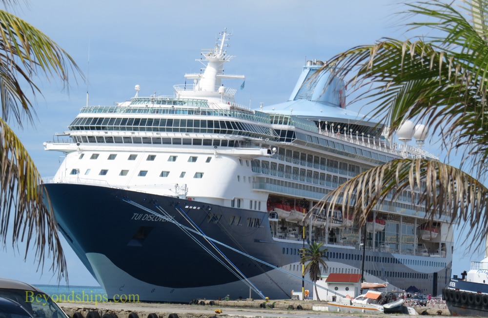TUI Discovery cruise ship