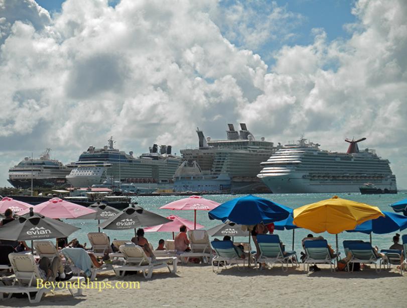 Cruise ships at St. Maarten