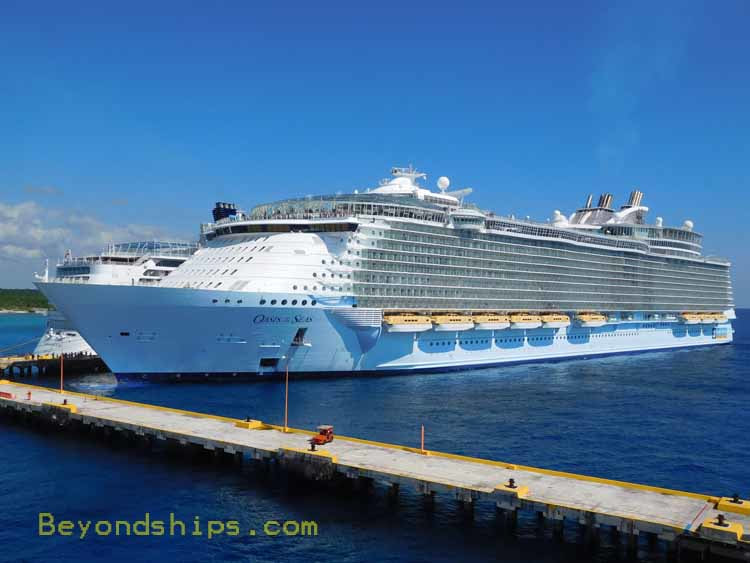 Oasis of the Seas and cruise ship