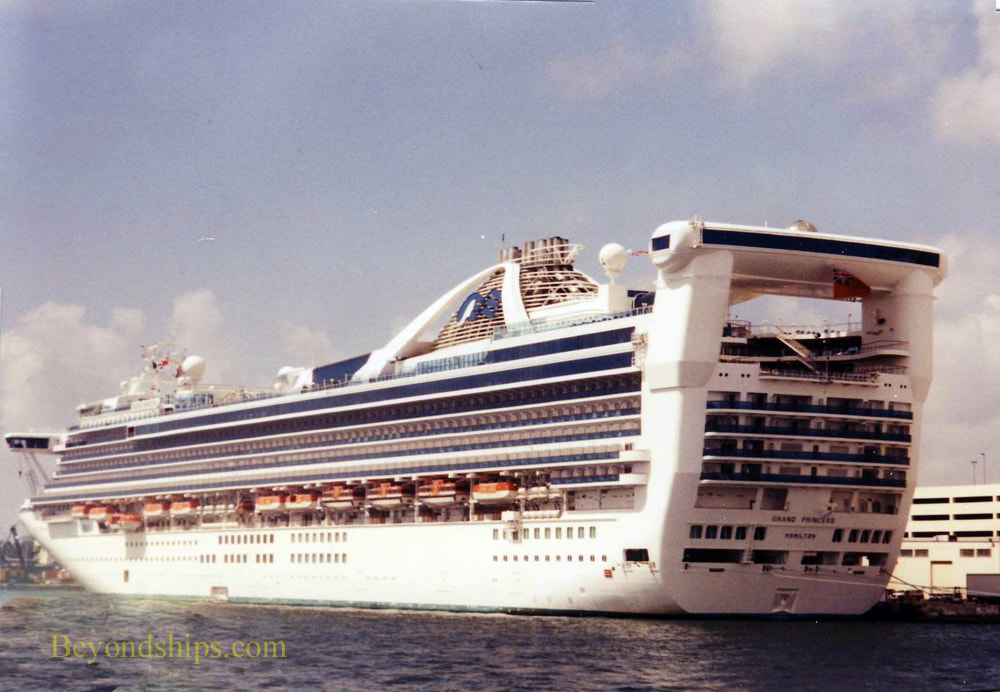 Cruise ship Grand Princess in Port Everglades