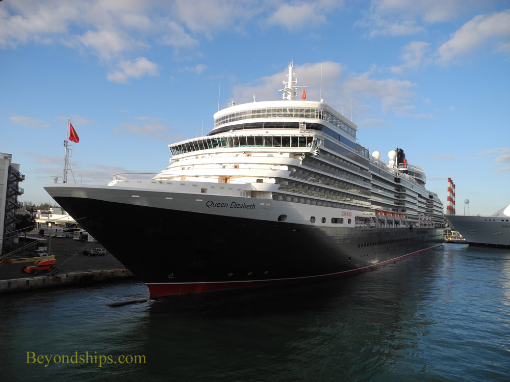 Cruise ship Queen Elizabeth in Port Everglades