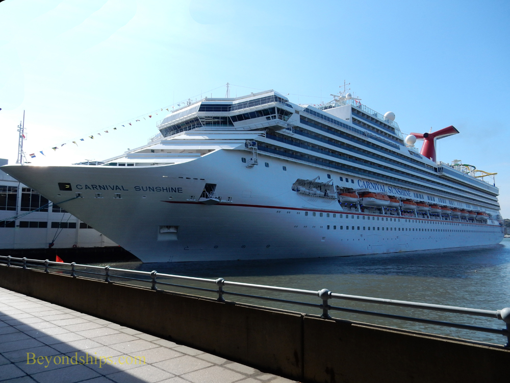 Cruise ship Carnival Sunshine