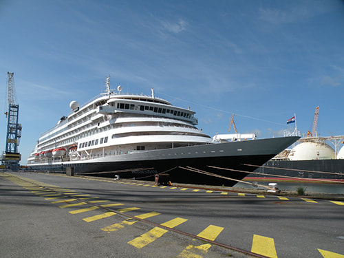 Prinsendam cruise ship