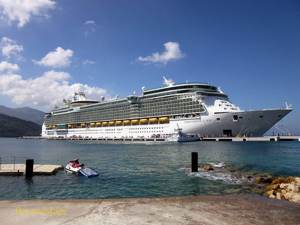 Independence of the Seas cruise ship 