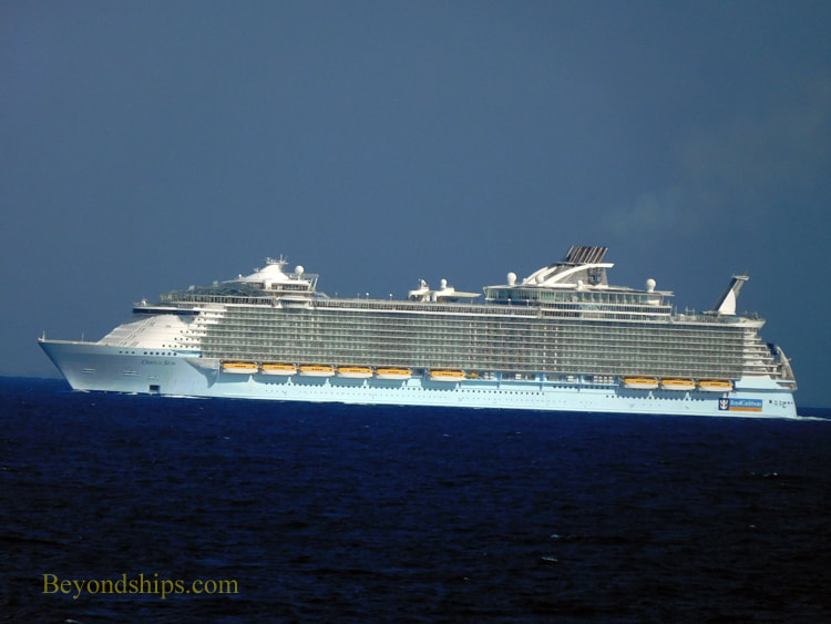 Cruise ship Oasis of the Seas