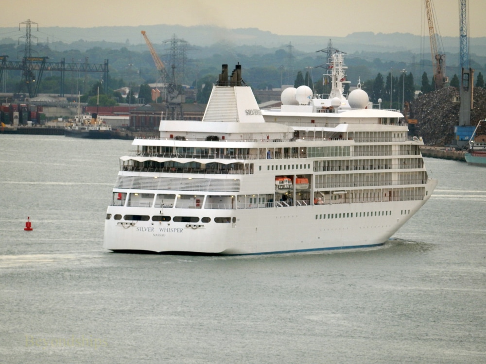 Cruise ship Silver Whisper