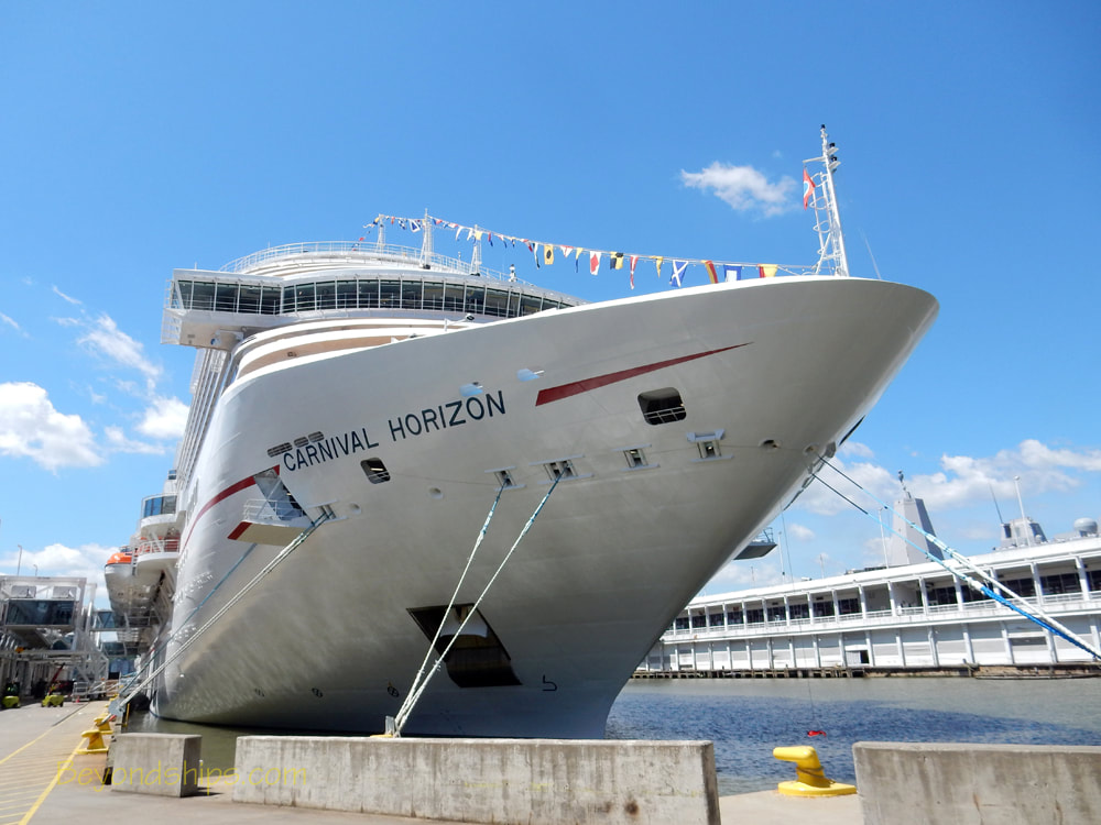 Cruise ship Carnival Horizon at the Manhattan Cruise Terminal